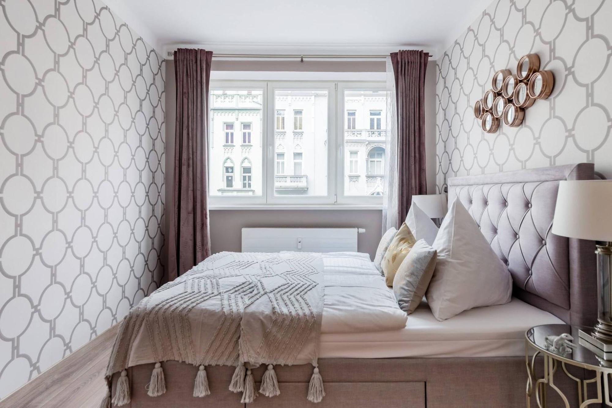 פראג Pastel Art Deco 3Bdr Ruterra Apt מראה חיצוני תמונה